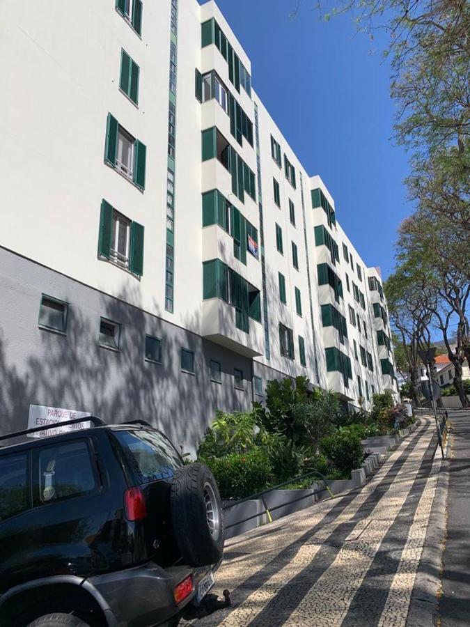 Madeira, 3 Bedroom Apartment With Ocean Views In Funchal ภายนอก รูปภาพ